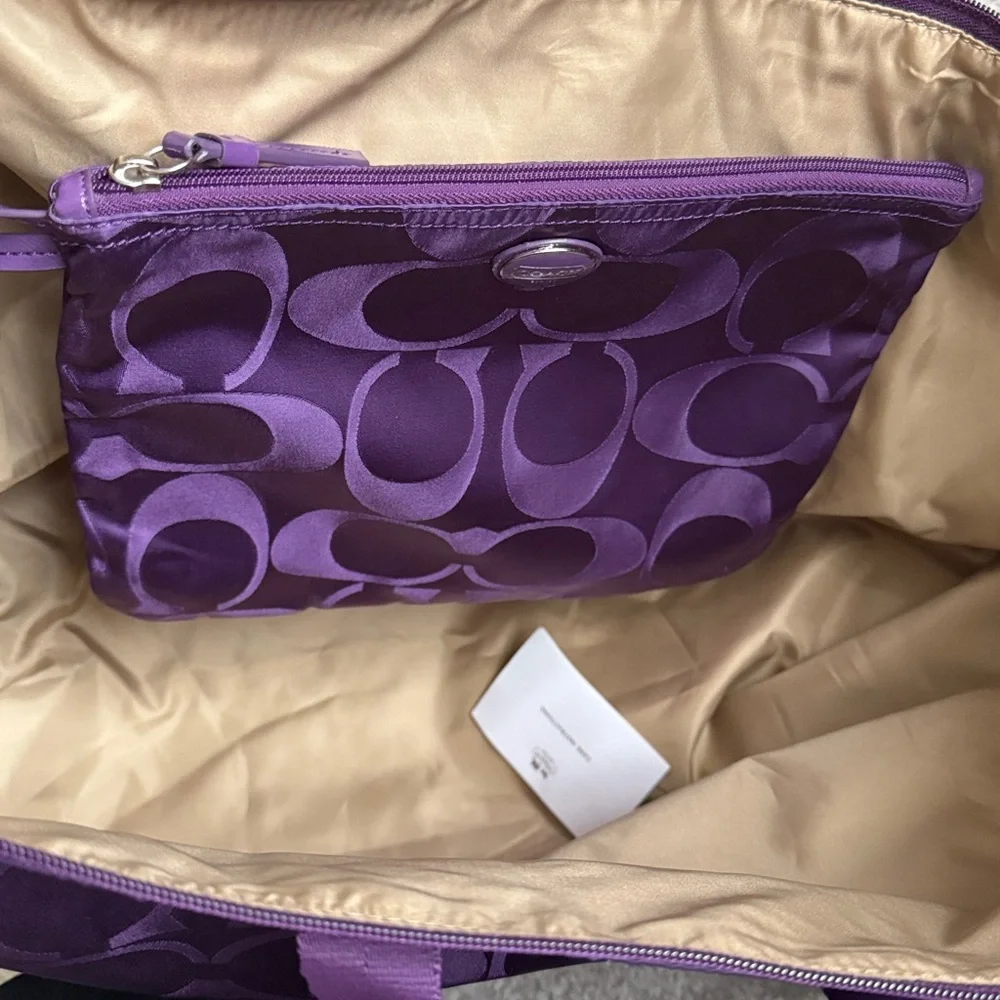 Coach Signature Travel Weekender Toe Bag Purple Signature Satin Tote - Picture 10 of 12